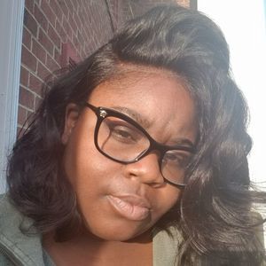 Meet your Posher, Brittnee